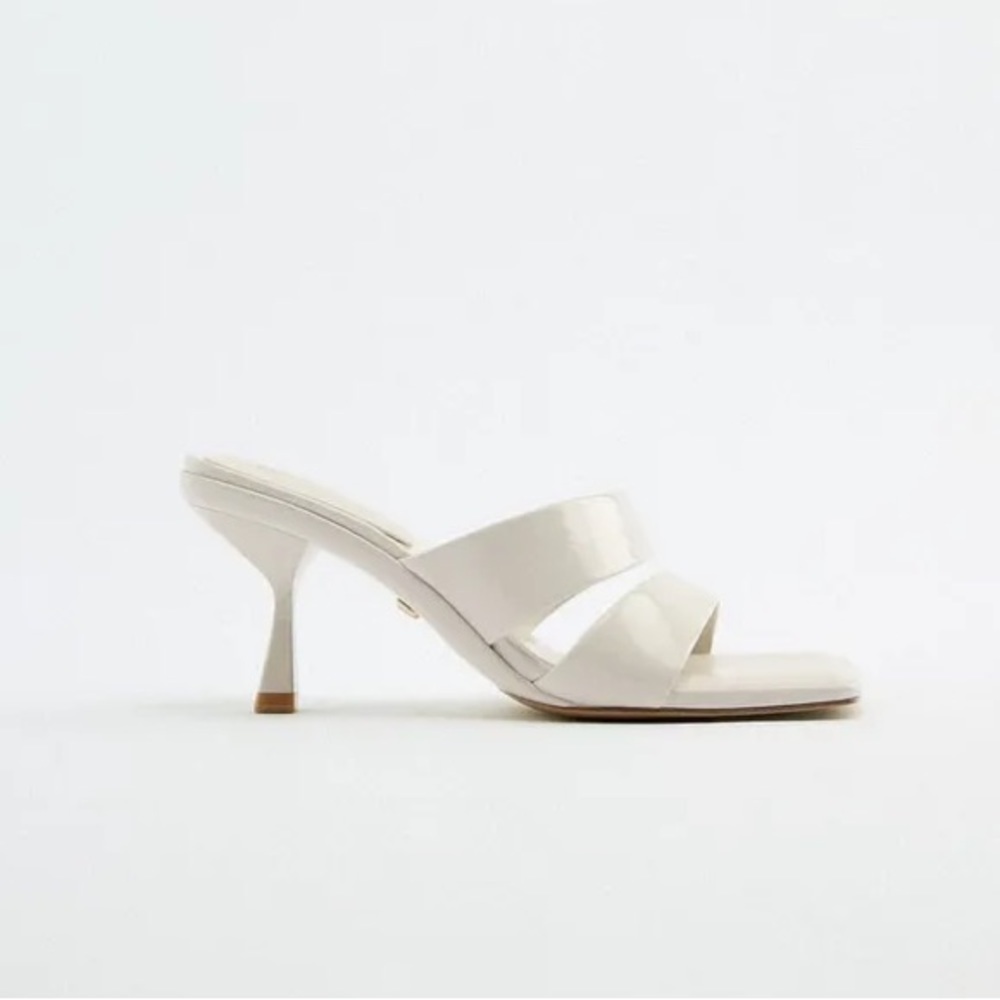 Nwt. Zara White Padded High Heel Sandals. Size 6.
